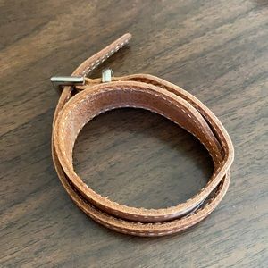 Leather bracelet